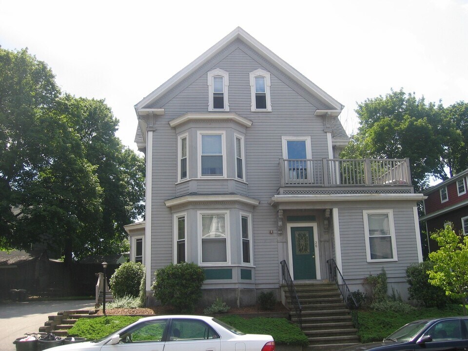 26 Broadway in Beverly, MA - Building Photo