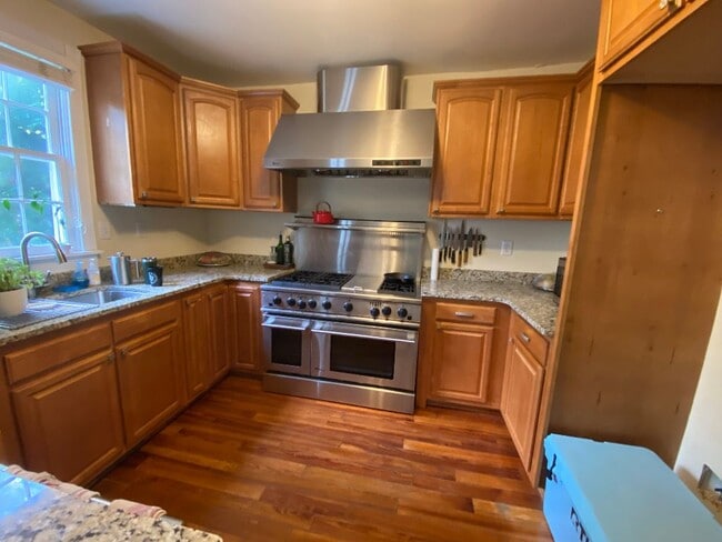 property at 13 Elizabeth St