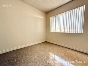 8900 Burnet Ave in Los Angeles, CA - Building Photo - Building Photo