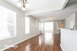 4915 Birmingham Dr in Indianapolis, IN - Building Photo - Building Photo