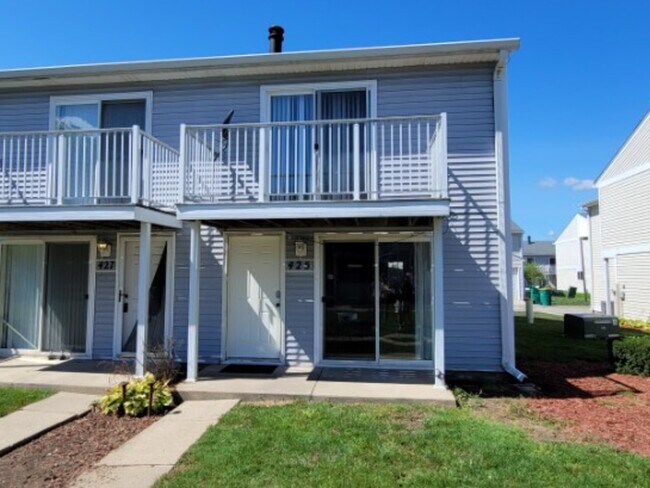 425 Meadow Green Ln photo'