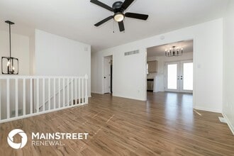 2317 NW Kensington Ct, Unit 6 in Blue Springs, MO - Foto de edificio - Building Photo