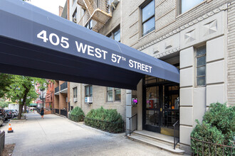 405 W 57th St in New York, NY - Building Photo - Building Photo