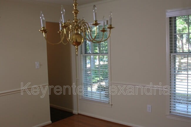 13013 Caton Pl in Manassas, VA - Building Photo - Building Photo