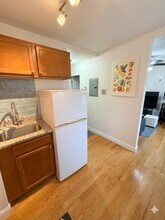 1054 Cambridge St, Unit 4F in Cambridge, MA - Building Photo - Building Photo
