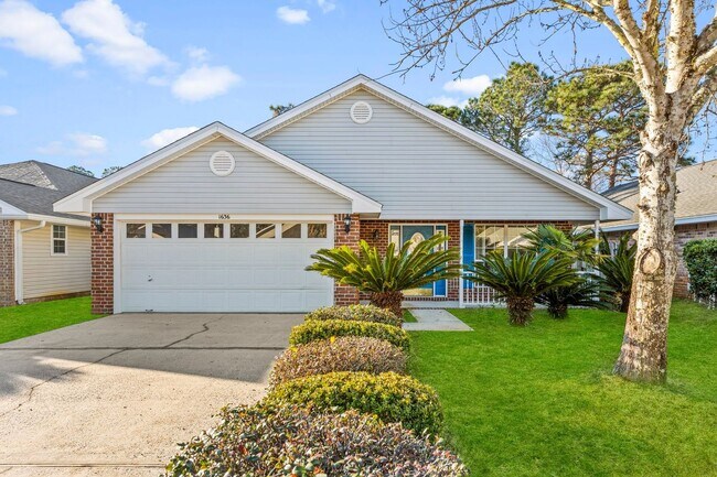 1636 Florence Ave in Fort Walton Beach, FL - Building Photo - Building Photo