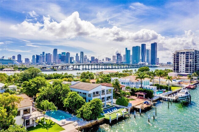 property at 891 N Venetian Dr