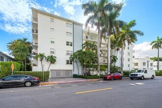 1545 Euclid Ave in Miami Beach, FL - Building Photo - Building Photo