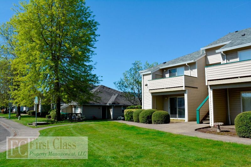 1285 NW 183rd Ave in Beaverton, OR - Foto de edificio