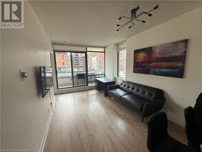 438 King St W in Toronto, ON - Building Photo - Building Photo