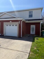 1150 Airport Rd in Destin, FL - Building Photo