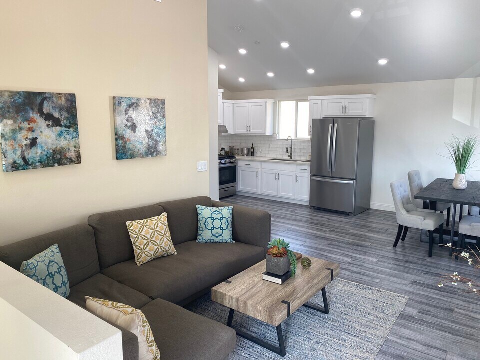 3525 Percy St in Los Angeles, CA - Building Photo