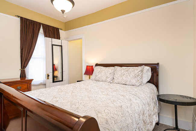 The Bellwood Furnished Apartments