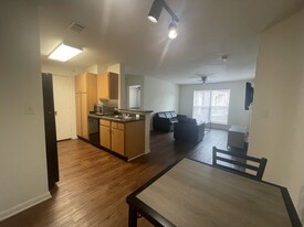 500 Alexander Cir, Unit 832 Apartments