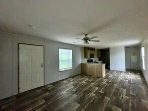 22602 Val Verde Rd, Unit 1 in Edcouch, TX - Building Photo - Building Photo