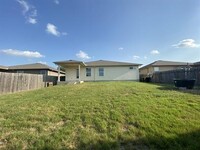 107 Lavaca Loop - 16