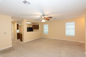 7612 Cayenne Ln in Austin, TX - Building Photo - Building Photo