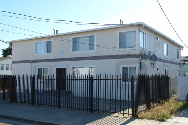 520 S 28th St in Richmond, CA - Foto de edificio - Building Photo