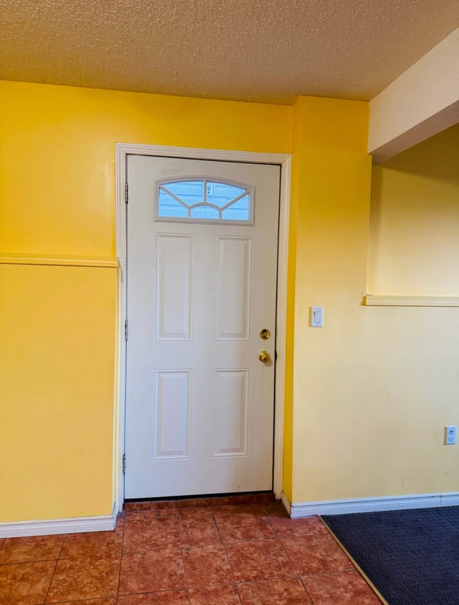 364 Martindale Dr NE in Calgary, AB - Building Photo - Building Photo