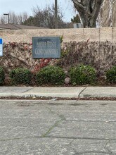 565 Peerless Way, Unit 302 in Tracy, CA - Building Photo - Building Photo