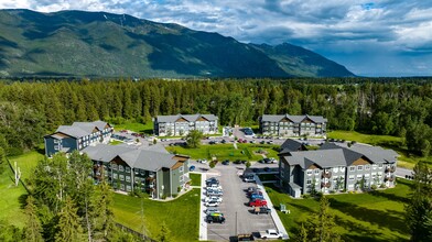 The Highline Apartments in Columbia Falls, MT - Building Photo - Building Photo