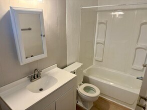 2114 Smith Ave in Danville, IL - Building Photo - Building Photo