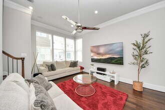 9614 Riddlewood Ln in Houston, TX - Building Photo - Building Photo