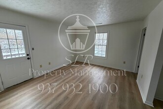 518 Regal Ave in West Carrollton, OH - Building Photo - Building Photo