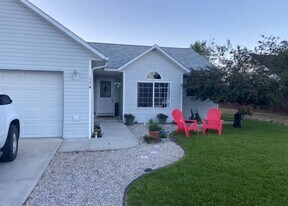 134 Thomas St in Hamilton, MT - Building Photo