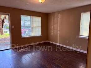 677 N Holmes St in Memphis, TN - Building Photo - Building Photo