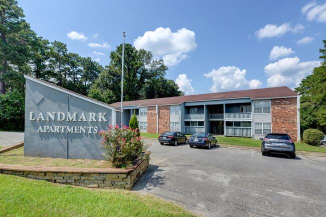 Landmark Apartment Homes in Meridian, MS - Foto de edificio - Building Photo