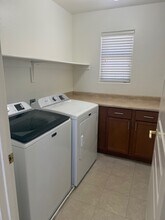 21351 E Nightingale Rd in Queen Creek, AZ - Foto de edificio - Building Photo