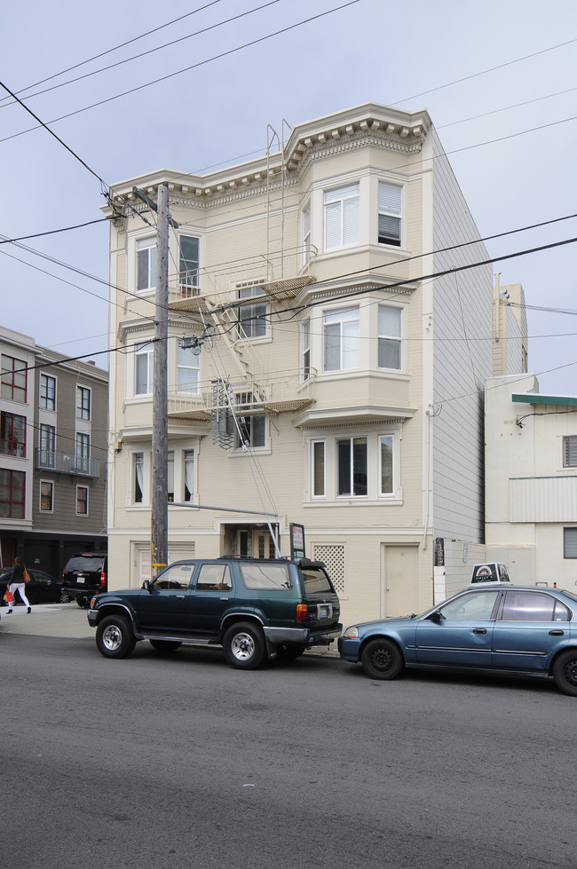 3218 Steiner St in San Francisco, CA - Building Photo - Building Photo