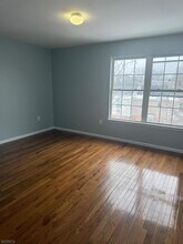 537 S 18th St in Newark, NJ - Building Photo - Building Photo