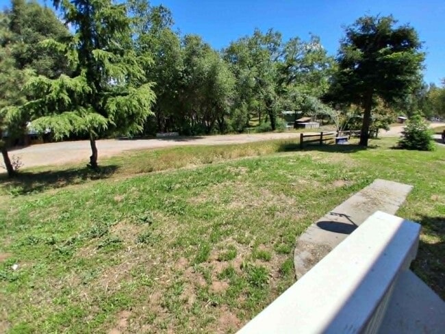 44989 CA-49 in Ahwahnee, CA - Building Photo - Building Photo