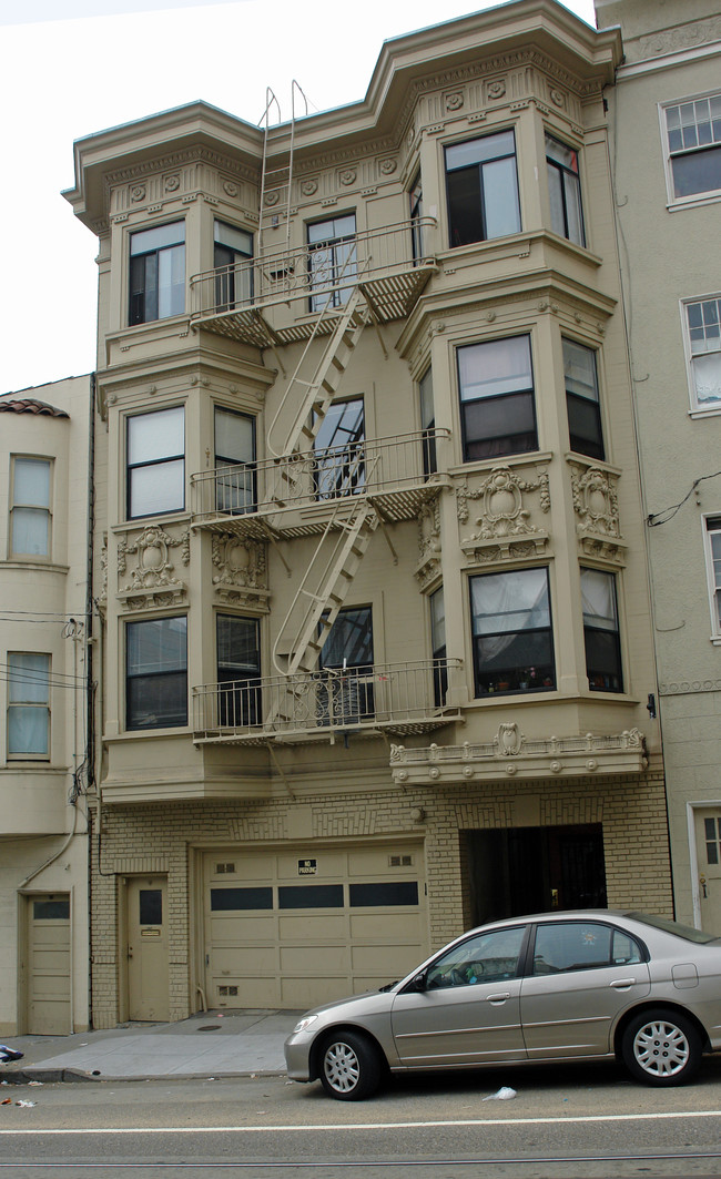 1067 Washington St in San Francisco, CA - Building Photo - Building Photo