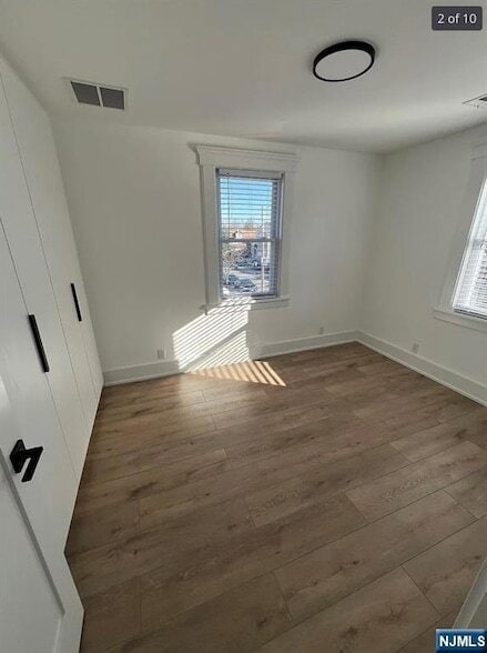 53 Ackerman Ave in Saddle Brook, NJ - Foto de edificio - Building Photo