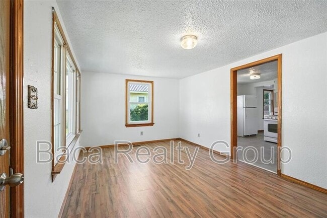 228 N Donald Ave in El Reno, OK - Foto de edificio - Building Photo