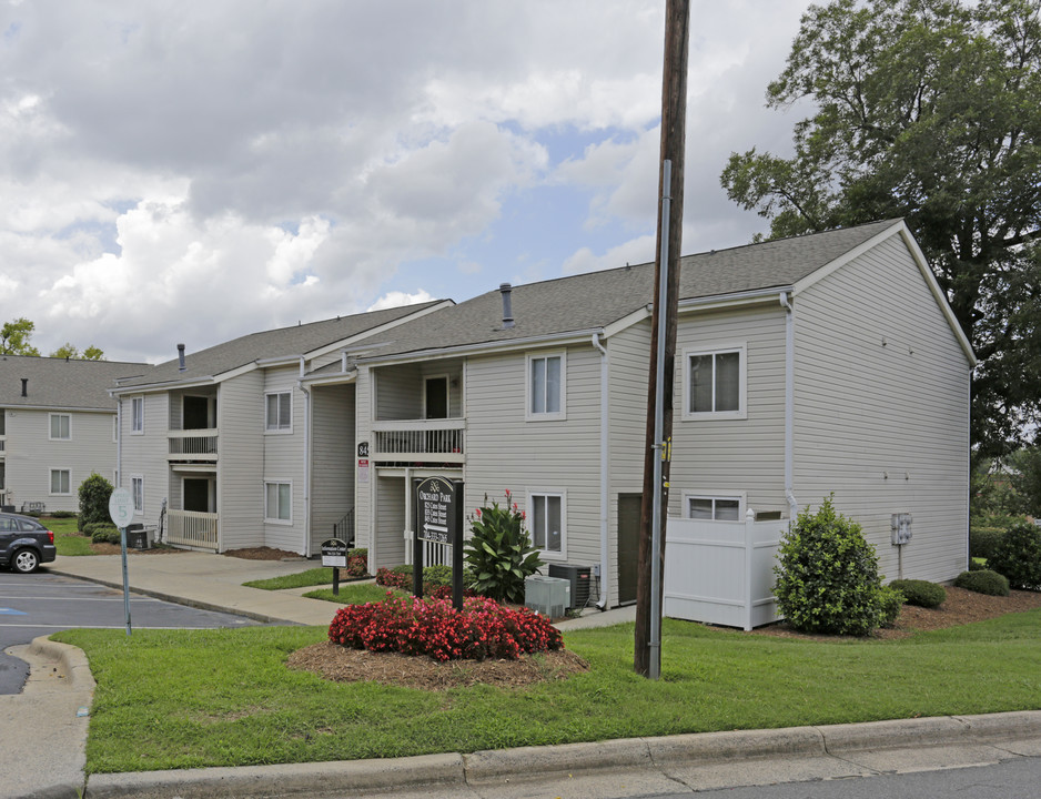 Orchard Park in Charlotte, NC - Foto de edificio