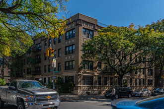 1110 Caton Ave in Brooklyn, NY - Foto de edificio - Primary Photo