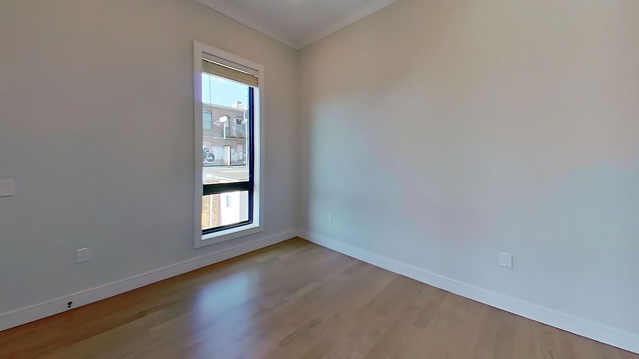 16 Highgate St, Unit 301 in Boston, MA - Building Photo