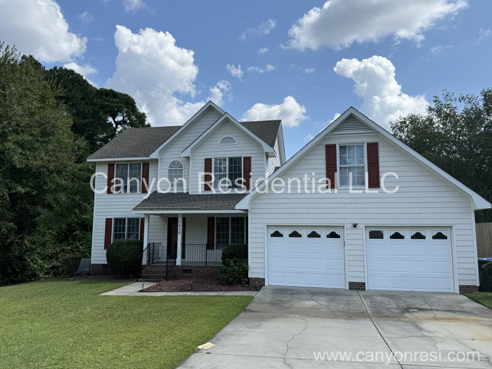 5628 Middlefield Pl in Fayetteville, NC - Foto de edificio