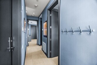 111 SE 2nd St in Delray Beach, FL - Foto de edificio - Building Photo