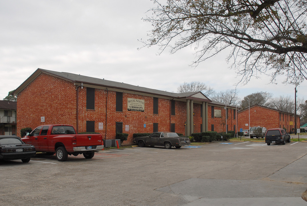 Royal North Apartments in Houston, TX - Foto de edificio