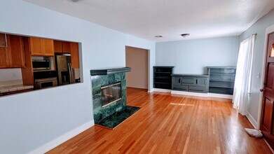 4940 Lockhaven Ave in Los Angeles, CA - Building Photo - Building Photo