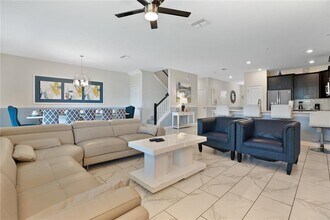 1613 Maidstone Ct in Davenport, FL - Building Photo - Building Photo