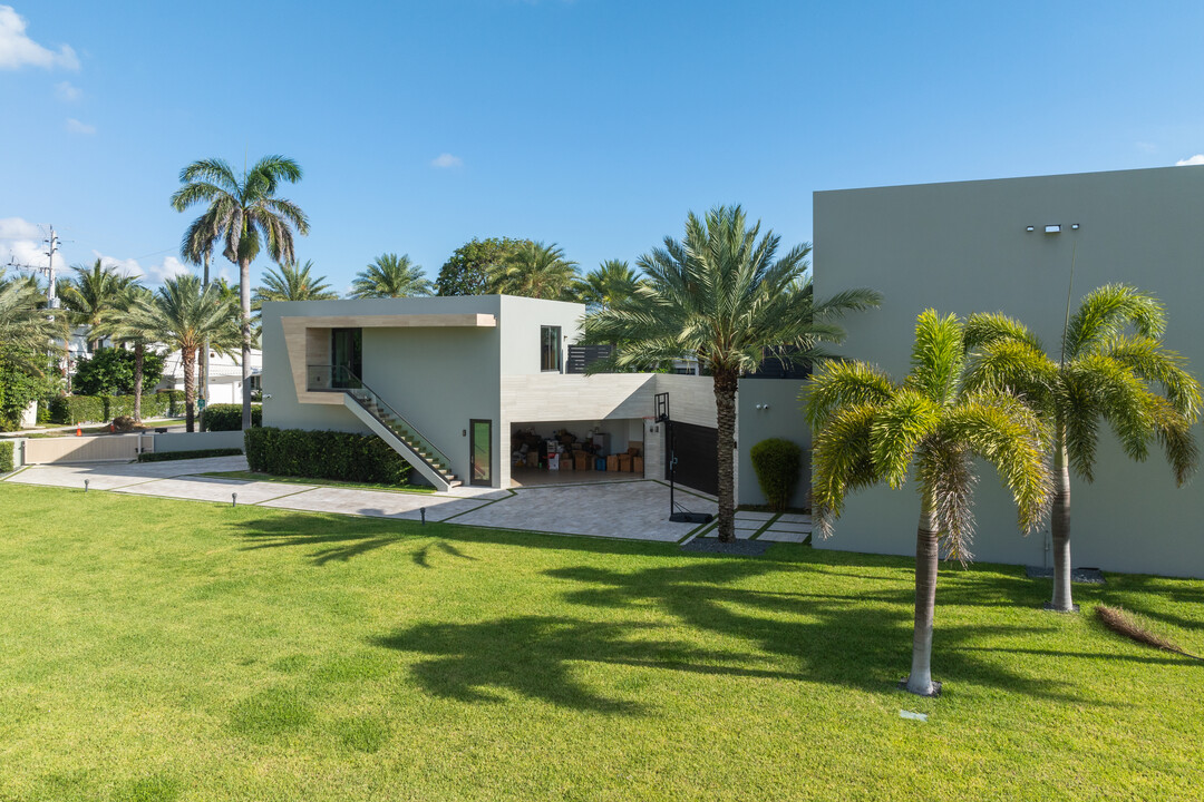 5th Avenue Enclave in Boca Raton, FL - Foto de edificio