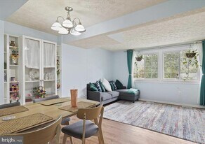 1654 Devil Ln in Woodbridge, VA - Building Photo