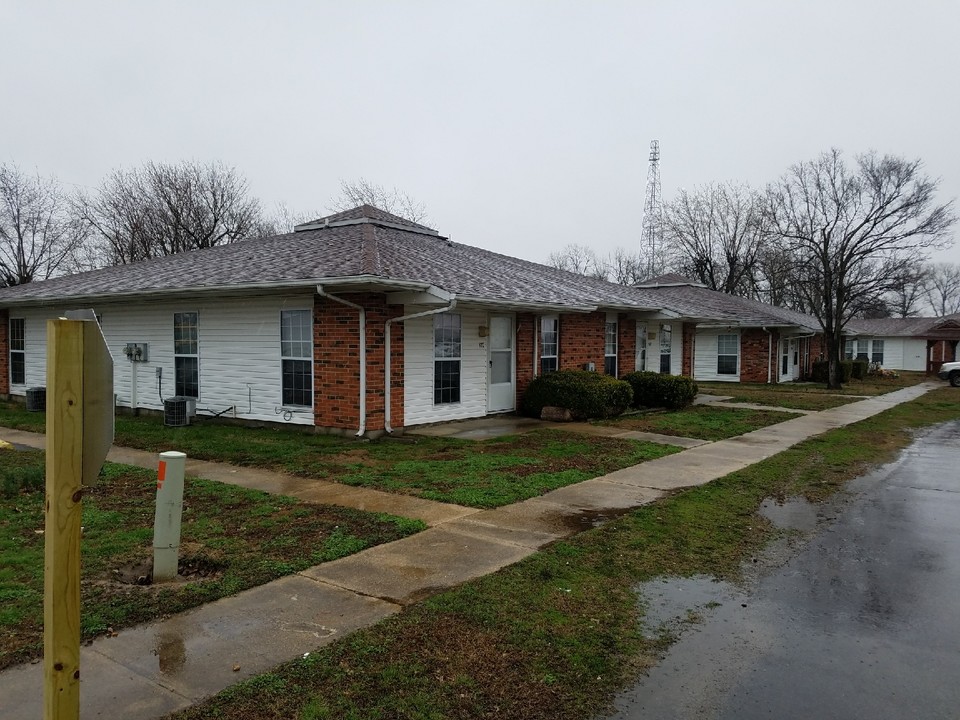 Bell City Apartments in Bell City, MO - Building Photo