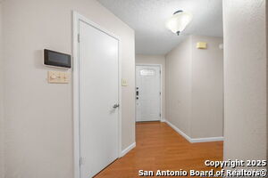 6175 John Chapman in San Antonio, TX - Building Photo - Building Photo